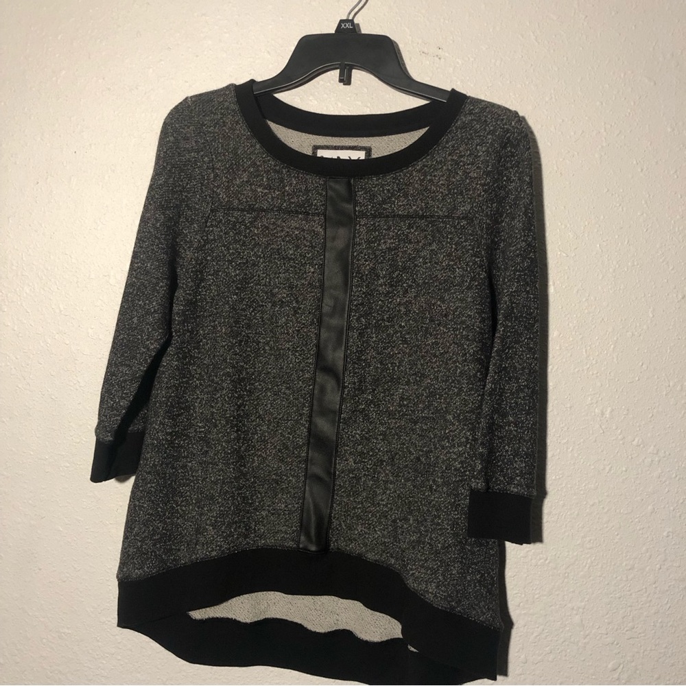 Andrew Marc New York Sweater Grey Black Medium Womens Crew Neck Long Sleeve